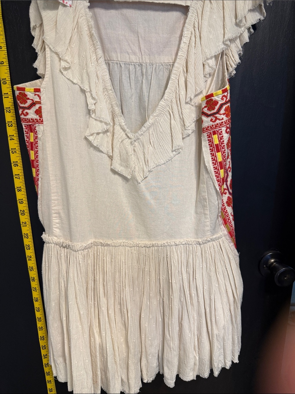Free People BNWT Embroidered Ivory Peasant Top with Multicolor Trim - Picture 11 of 11